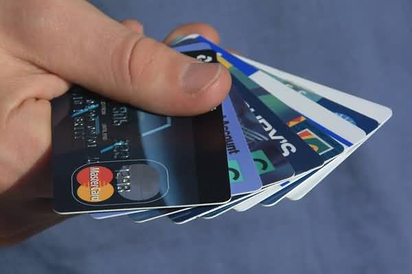 Credit Cards For Low Credit Scores